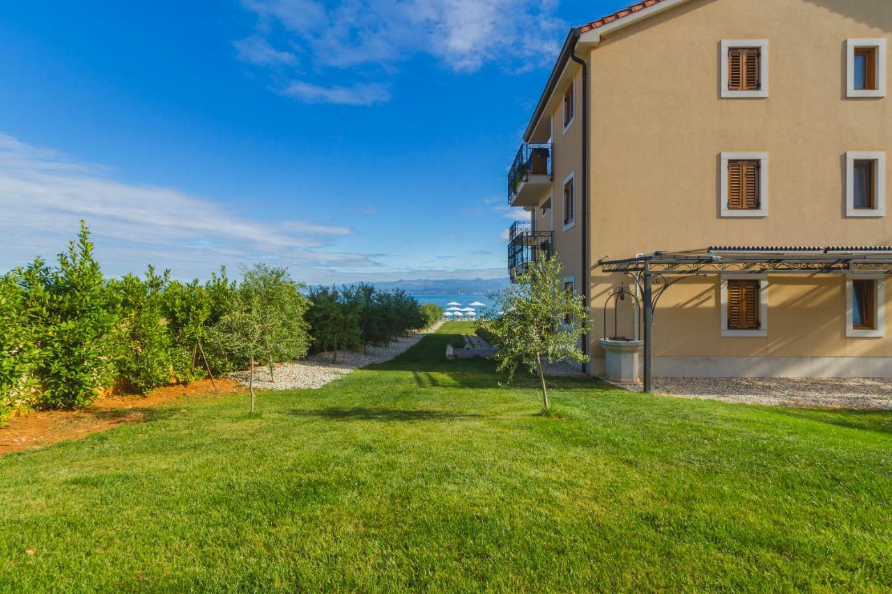 Luxury Apartments Villa Matea 2 Malinska Exteriör bild